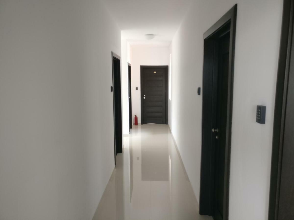 Отель Vila Isabela Костинешти Экстерьер фото
